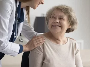 atención médica para adultos mayores todo lo que debes saber